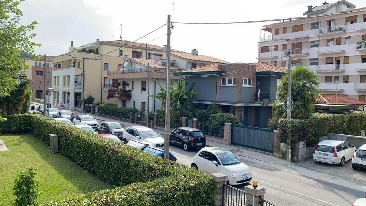 Appartamento Momy House San Donà di Piave Esterno foto